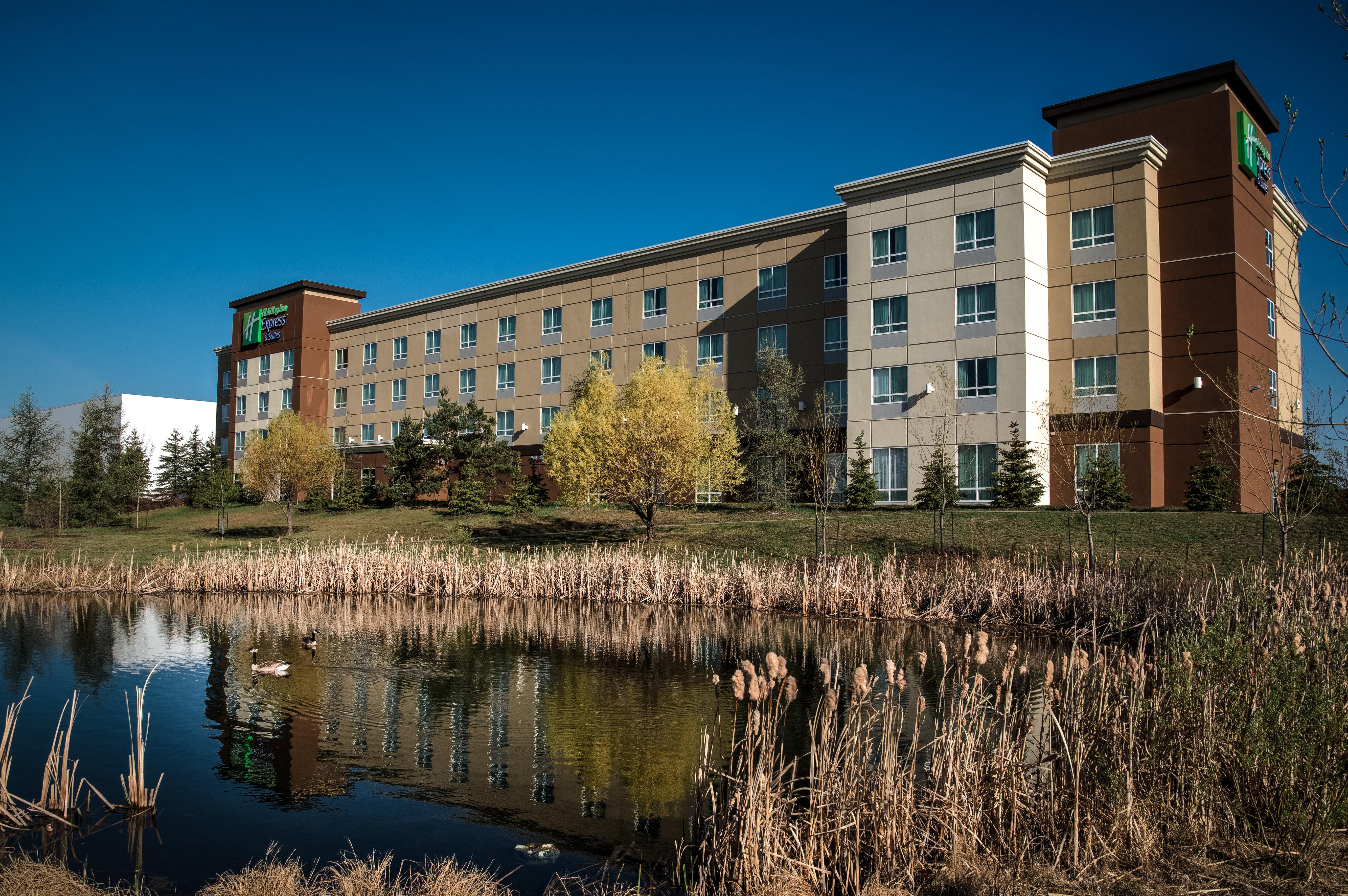 Holiday Inn Express & Suites Spruce Grove - Stony Plain By Ihg Exteriör bild