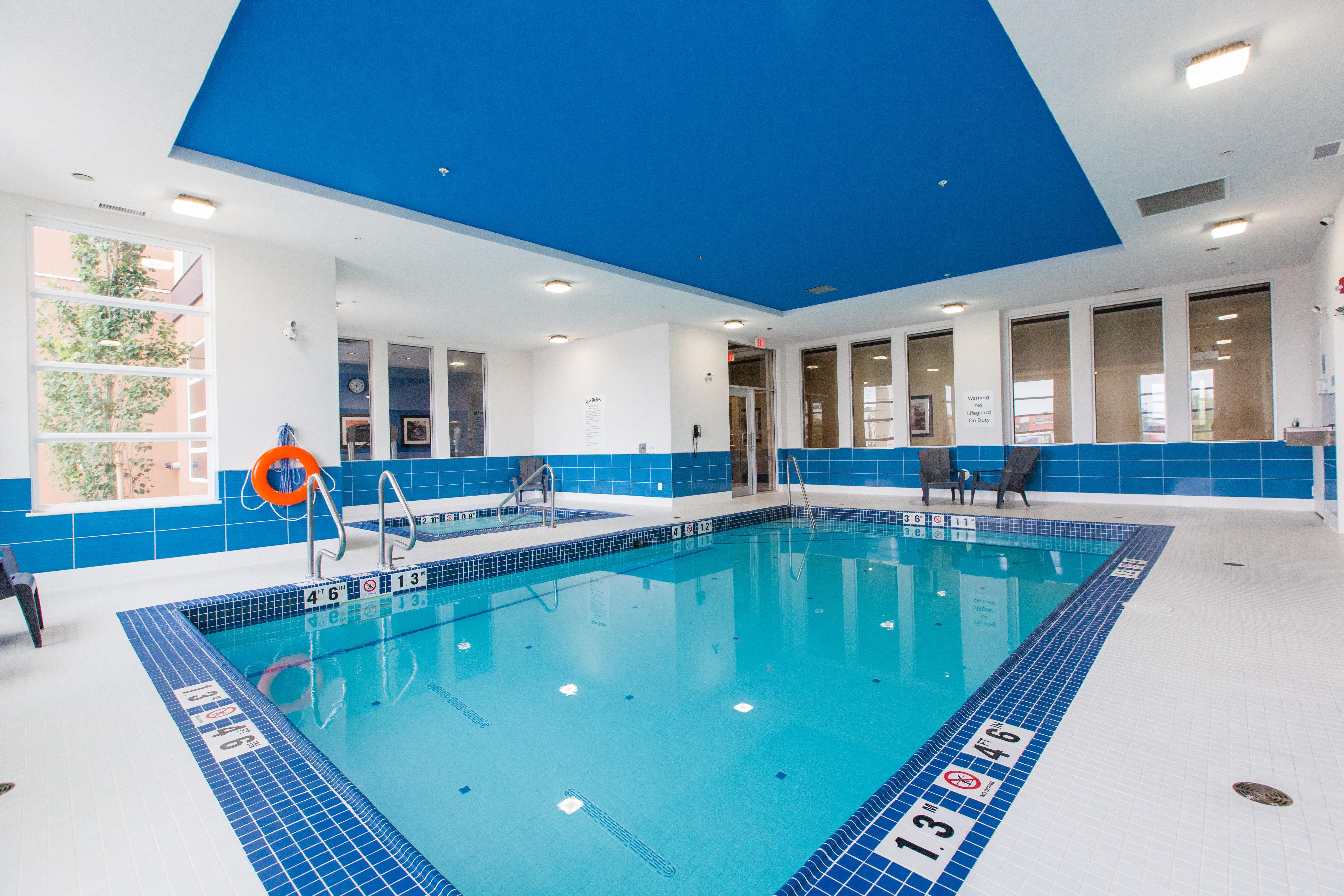 Holiday Inn Express & Suites Spruce Grove - Stony Plain By Ihg Exteriör bild