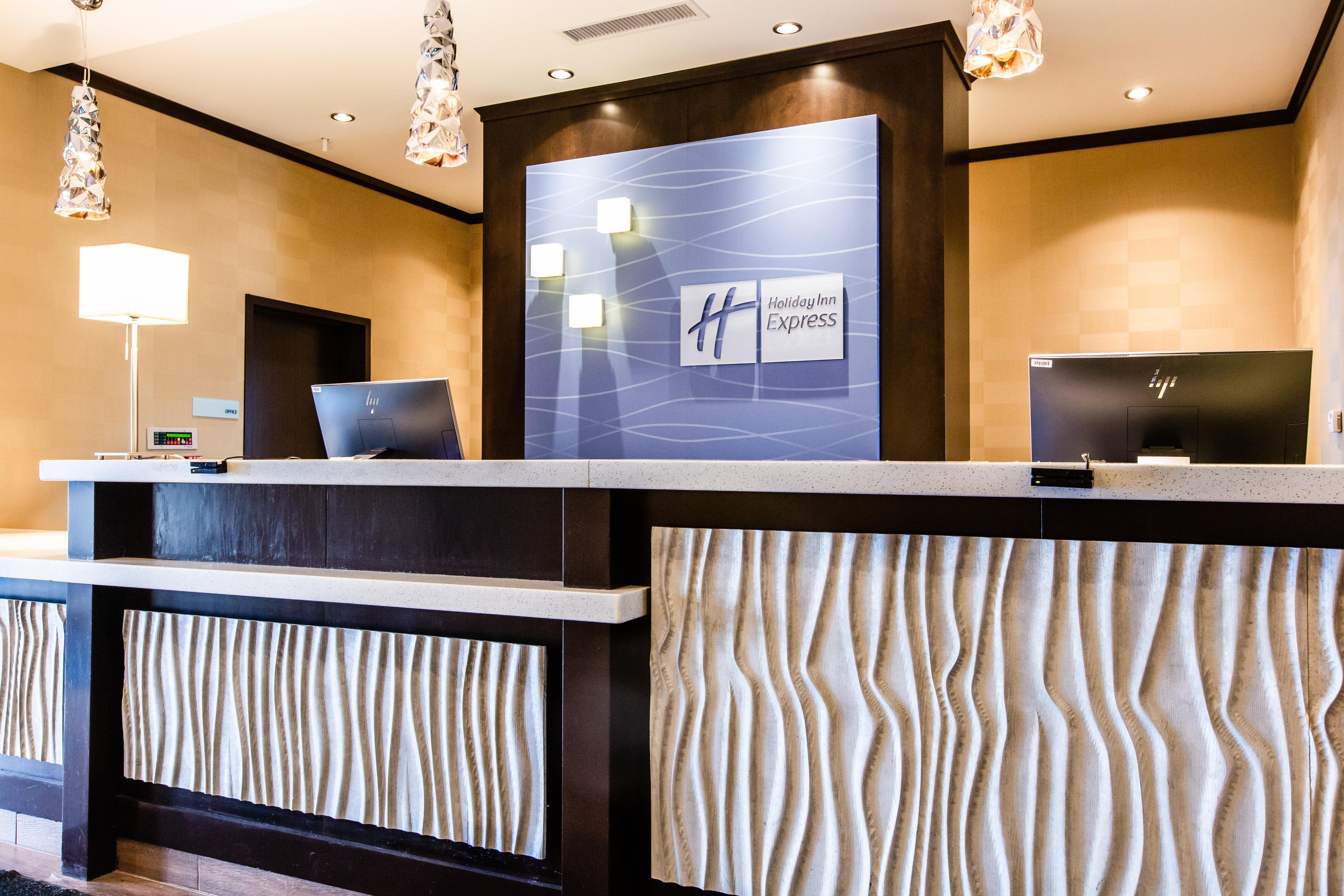 Holiday Inn Express & Suites Spruce Grove - Stony Plain By Ihg Exteriör bild