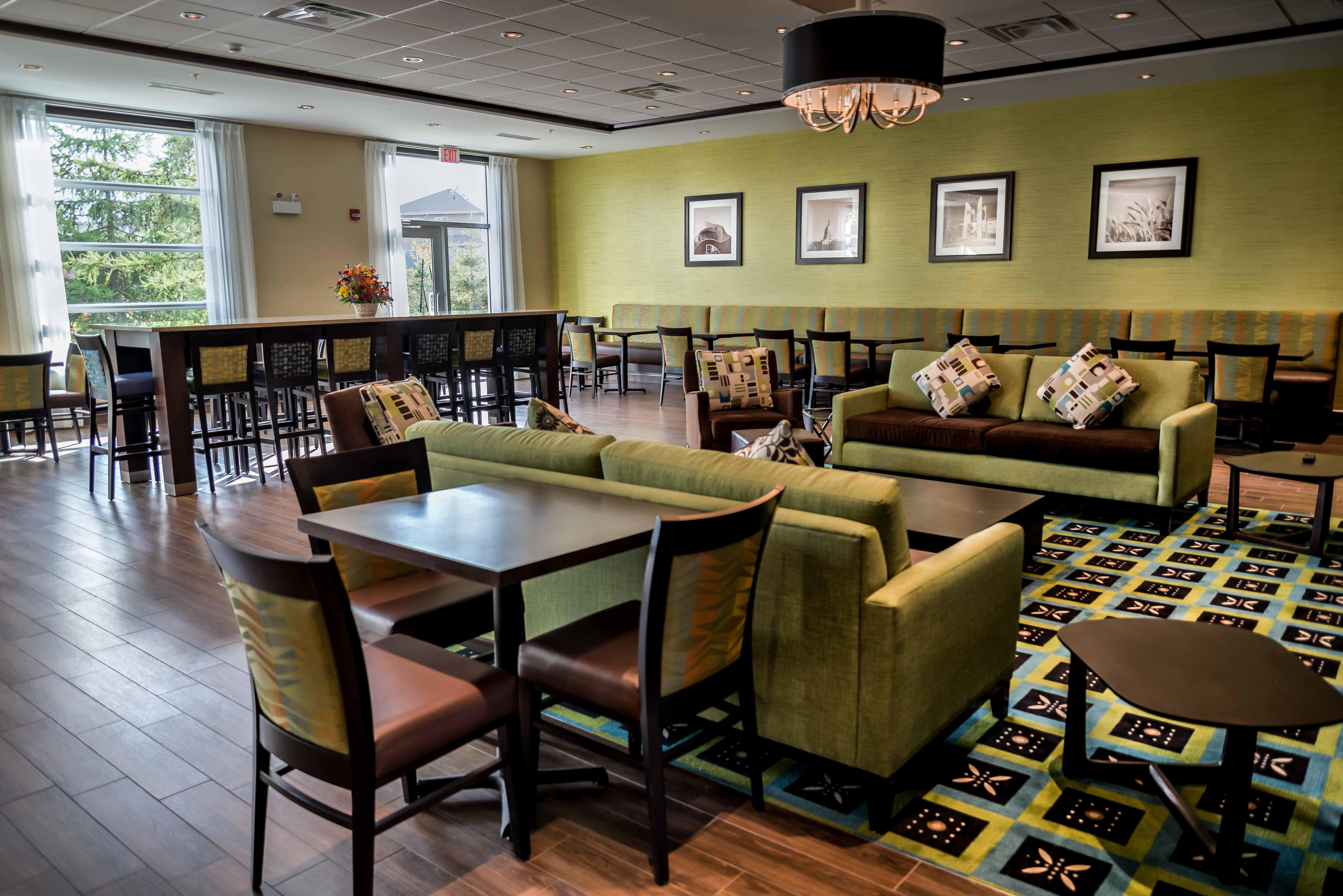 Holiday Inn Express & Suites Spruce Grove - Stony Plain By Ihg Exteriör bild