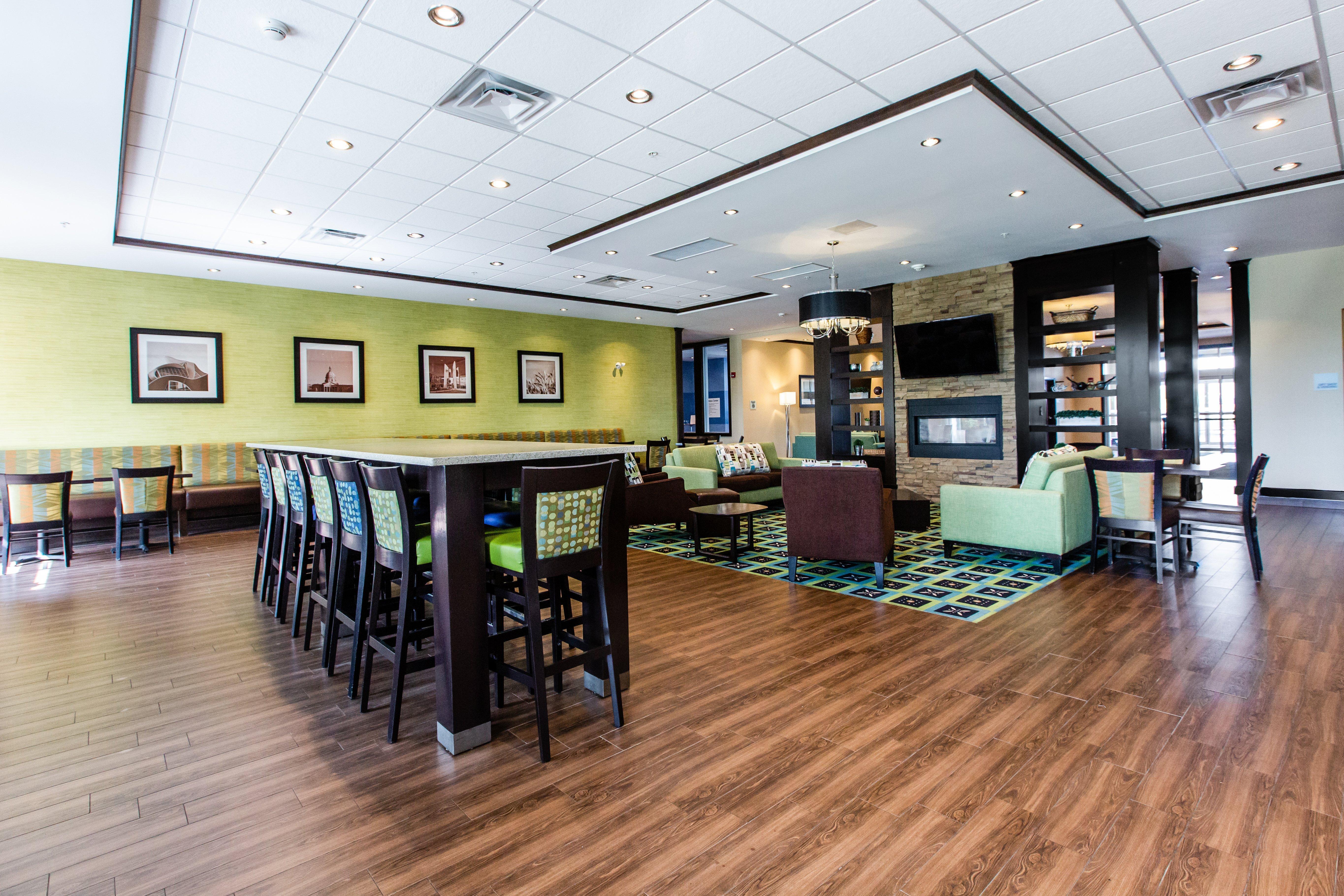 Holiday Inn Express & Suites Spruce Grove - Stony Plain By Ihg Exteriör bild